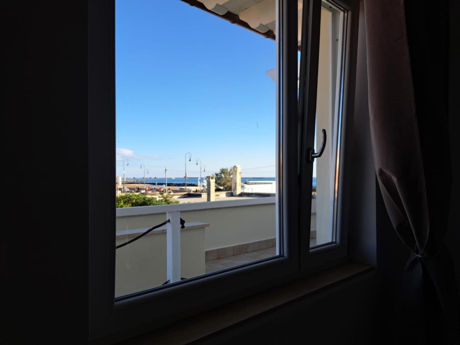 La Nuvola Villa Fiumicino Luaran gambar